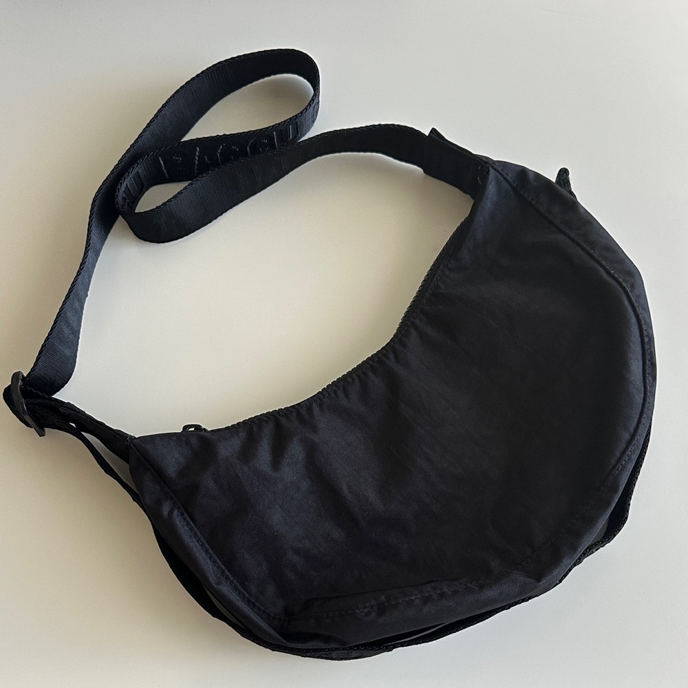 Baggu Small Nylon Crescent Black Bag